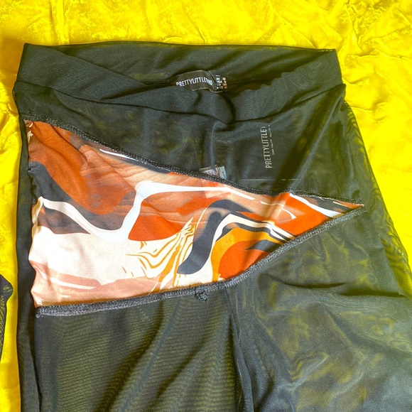 Black marble print mesh leggings and top set - Picture 4 of 7